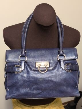 Salvatore Ferragamo Leather Gancio Handle Bag